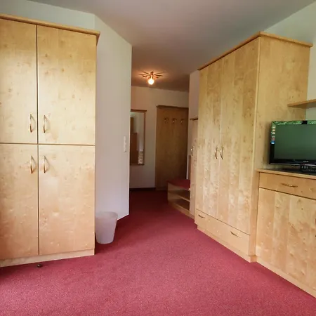 Πανσιόν Haus Sonnblick 3*